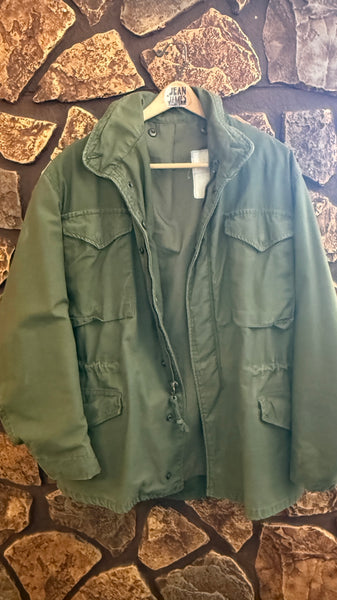 Vintage 1974 US Military M-65 Field Jacket – Alpha Industries – Medium Regular
